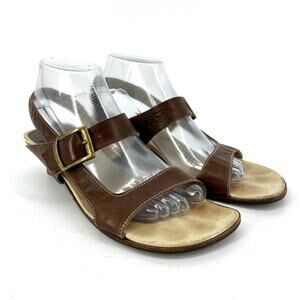 Vera Cuoio Women’s brown leather low heel slingback‎ sandals (38.5 - US7.5)